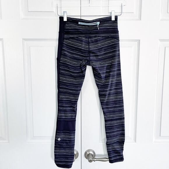 Lululemon Run the World 7/8 Tight Cyber Stripe Naval Blue Black / Naval Blue - Picture 5 of 8